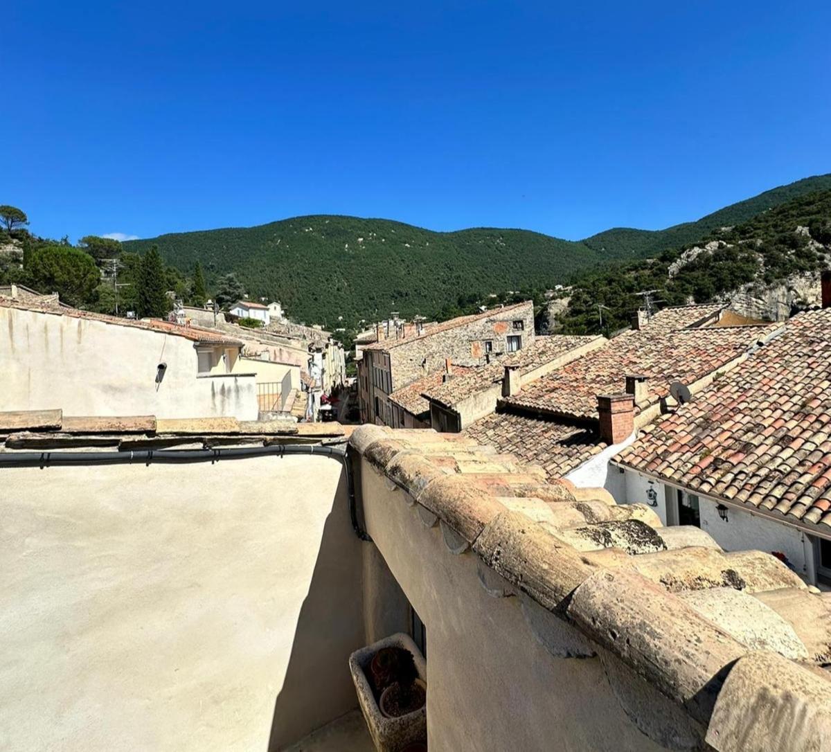 Appartamento Les Toits Nyonsais Esterno foto